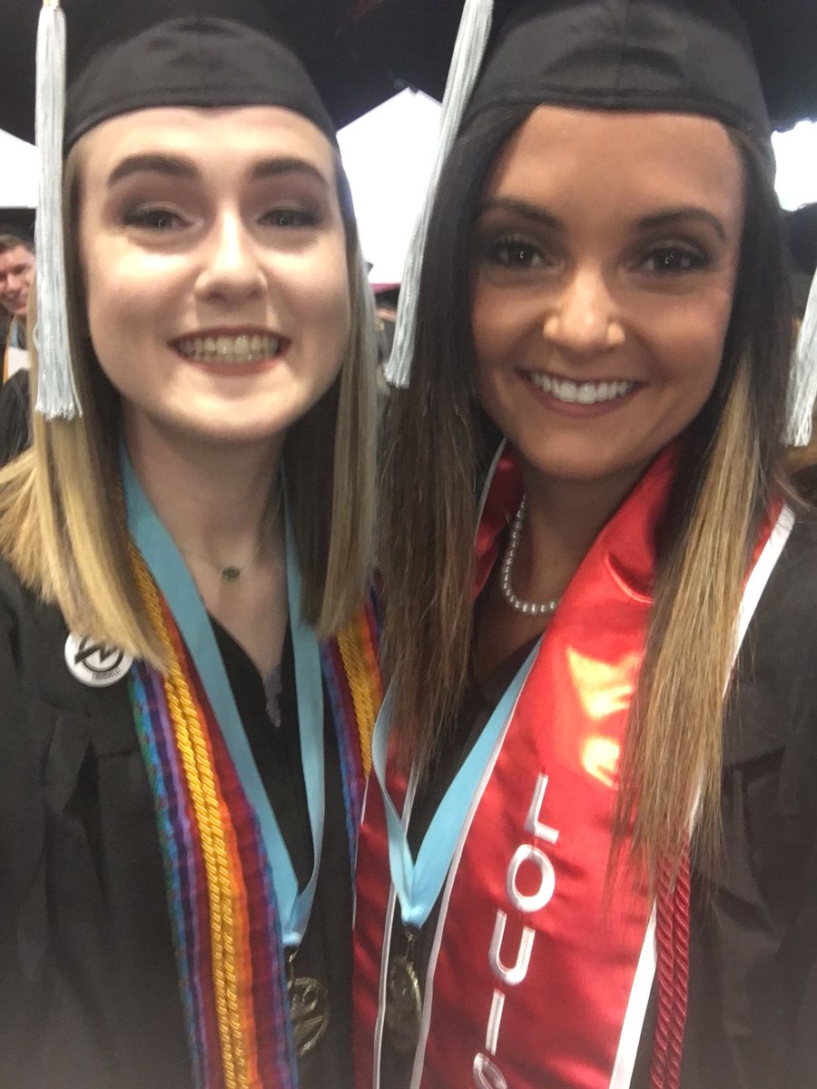 MsDobbins18's tweet photo. @MiddletownES thank you for having us as student teachers this year!! We have officially graduated!! https://t.co/7dqxbslJSF