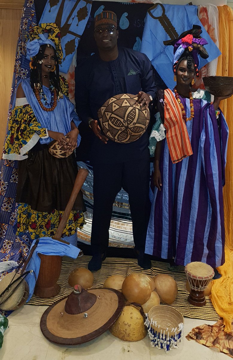 olumideoyedeji1's tweet photo. Promoting and Proud of my Africa Culture and Heritage !!!! #SEEDHoopForum @BballNaija @NBA_Africa @FIBA https://t.co/16L5aTYpNQ