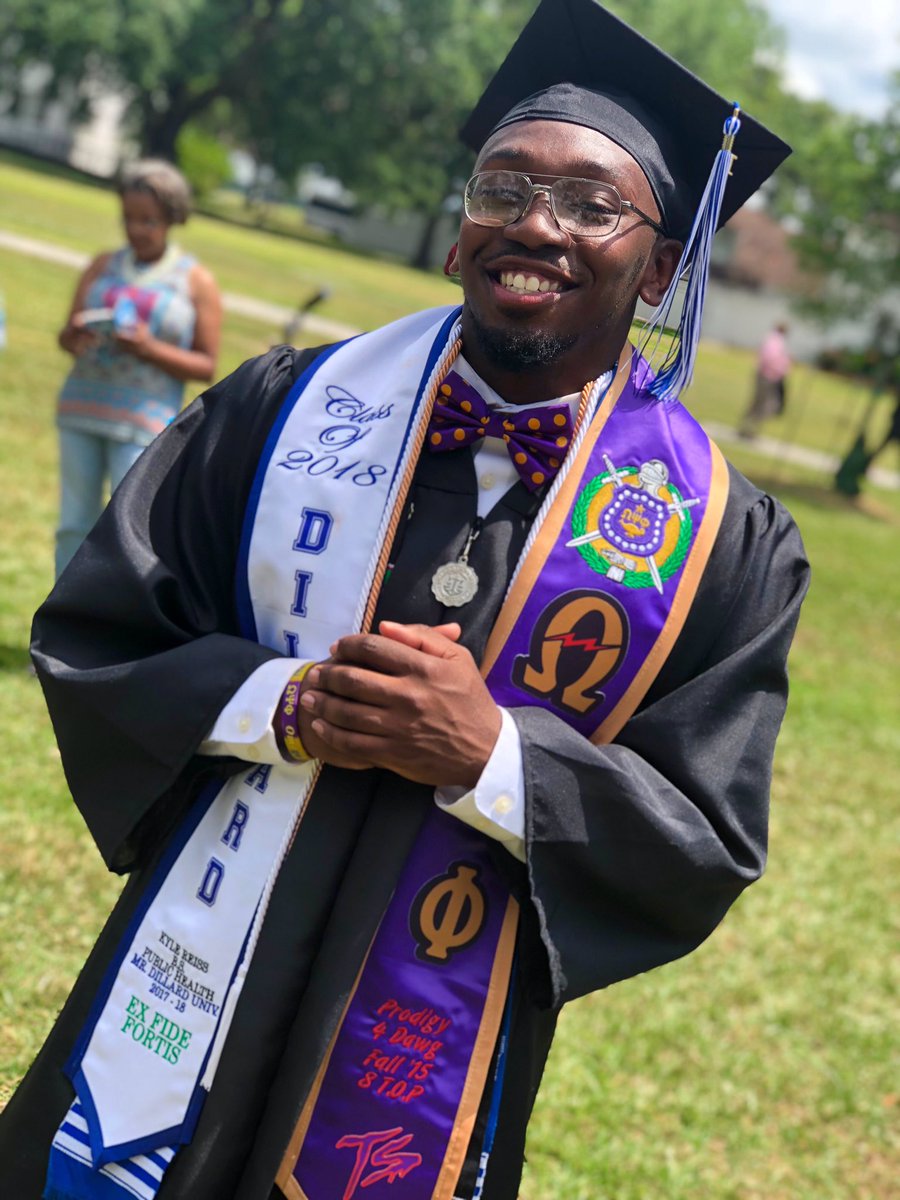 kmr_reiss's tweet photo. King Kyle OWT ππΆ
#KingKyle
#DillardGrad18
#Mydu https://t.co/nD2ZzdoqsY