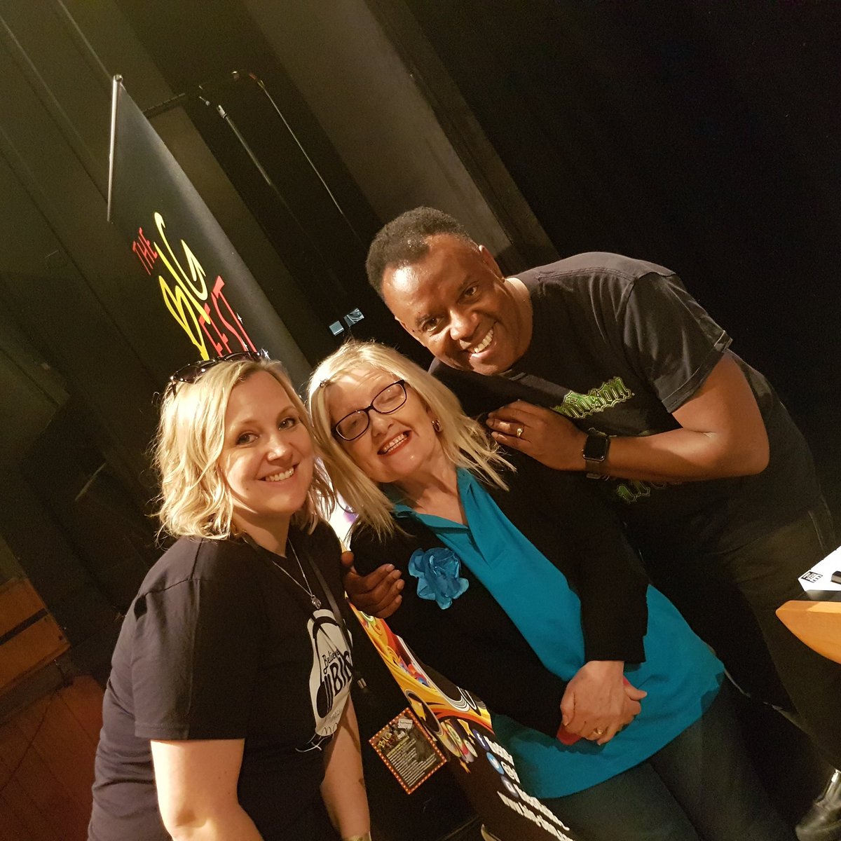 janetgbfan's tweet photo. What a day David Grant You were funny,Inspirational and Awesome @yellowgems @HowardFrancis @JonRattenbury Please get David Back for 2019 #BestFestEver #BigSingChoir #BigFest2018 #Family #BigSingFamily #Morethanjustachoir #WeAreOne @DavidGrantSays https://t.co/GtdLxz50lR