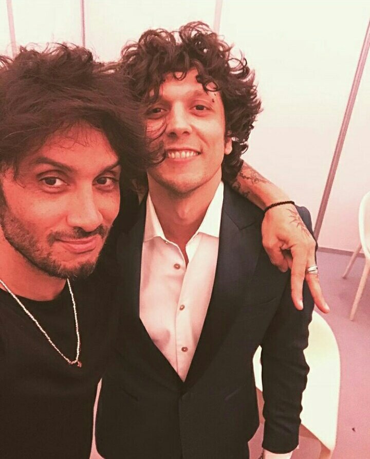 alterivanessa's tweet photo. Tutto può cambiare!
#Vote26
#VoteforItaly
🇮🇹🇮🇹🇮🇹🇮🇹🇮🇹🇮🇹🇮🇹
#ESCita
#MetaMoroESC2018
#Eurovision https://t.co/AHplzcu0v2