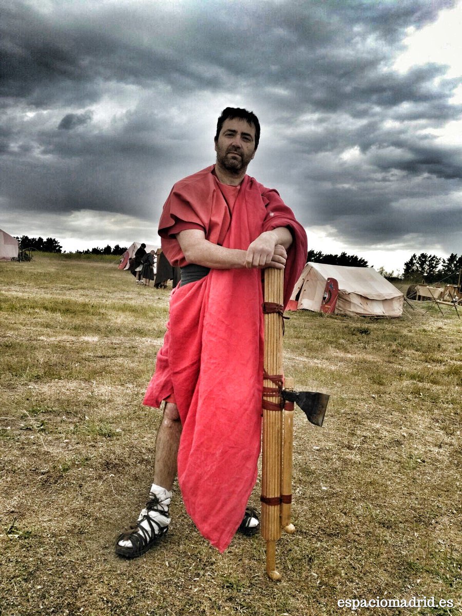 espaciomadrides's tweet photo. #PlanGratis: Hasta el 20 de mayo se celebran las #XIIIJornadasRomanas de Carranque (Toledo).
Conoce la vida militar de la Hispania Romana, las clases sociales, ritos religiosos y gladiadores. Te podrás sentir roman@ y arqueólog@ por un día. ¡Planazo! 
#escapadas @arqueocarranque https://t.co/VMxAPrUFc0