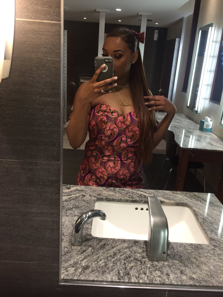 kivibez's tweet photo. Prom 2K18 🇸🇱💕 https://t.co/HjjZ2ffz06