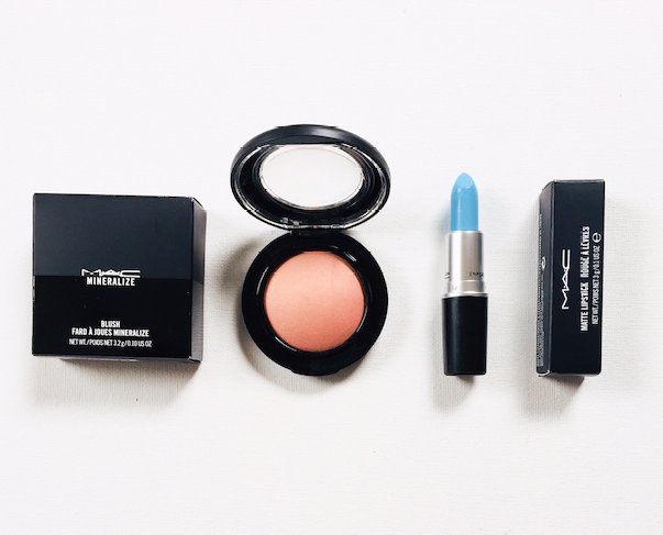 davelackie's tweet photo. Excited to be giving away MAC Matte Lipstick in "Dreampot" &amp; Mineralize Blush in "Warm Soul" at Hudson's Bay. To enter, follow @davelackie &amp; RT https://t.co/zwR3rANBxw