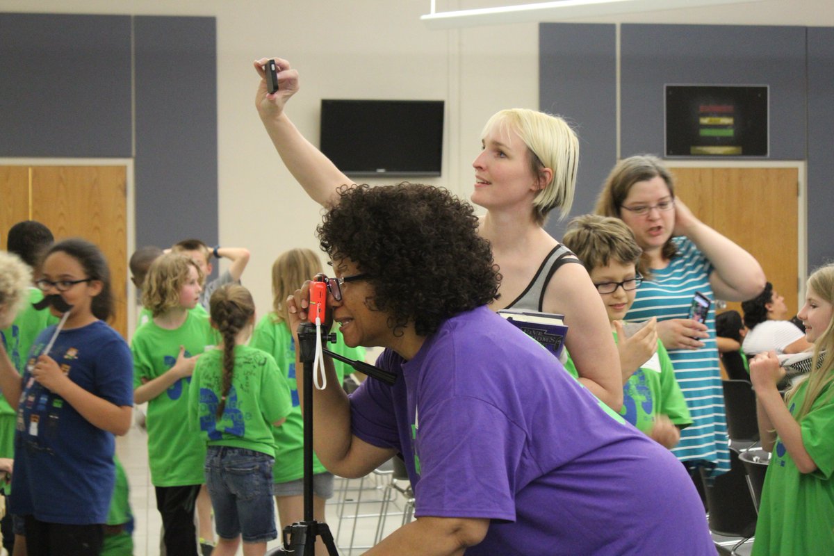 oduwebbctr's tweet photo. just when we thought the Webb was starting to quiet down for summer..SIKE! Tons of elementary school students filled the Webb today for the #greatcomputerchallenge and it was a success! HUGE shout out to all the kids and their parents for attending & thank u for being so FUN!π https://t.co/RuoimKgm2v
