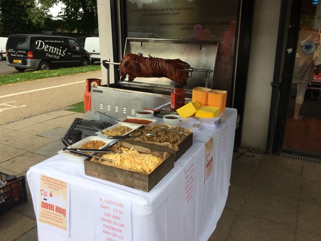 OinkOinkBBQ's tweet photo. @DennisofBexley We will have to come again 🐷🐽🐷#hogroast #Dartford #bexley #bexleyheath #kentweddings https://t.co/cchNxZbQqs