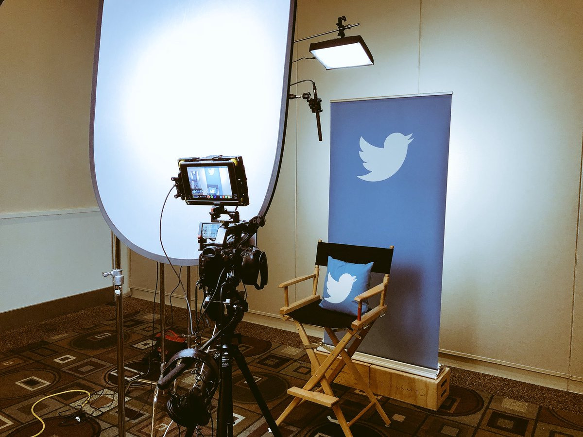 that's tweet photo. Maybe if there’s time between the #StarWars cast, they’ll let me answer some Q’s!

Tweet your questions with #AskTanner so I can convince the film crew 😂 https://t.co/ca9xLqubWk