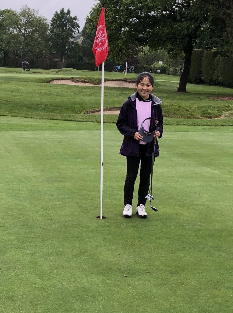 CarolynLaville's tweet photo. Our youngest Lady Member (aged 12) wins her First Ladies, (not Juniors) Knockout Final #fantasticmatch #lowhandicap #16thhole  #wimbledonpark @wpgcgolf https://t.co/Rz0hDRvrKm