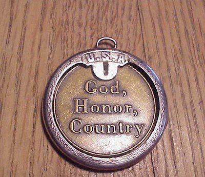 SLACKERCROSS's tweet photo. @EECC506 GOD HONOR COUNTRY(gift from grandfather 1965, I HOLD IT TO THIS DAY) , i live to serve, in that order these 3    THANK YOU STEVE for keeping things that way so I CAN CONTINUE,,, #backgreen #backblue #KAG https://t.co/BBaWTvx72J