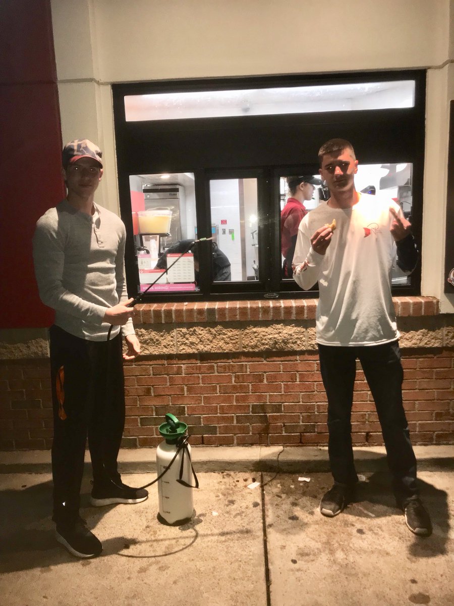 ths_assassin18's tweet photo. The last assassination of round 1 was Joe Manchester assassinating Dj Small after a long held rivalry! https://t.co/2bDHUI1DTC