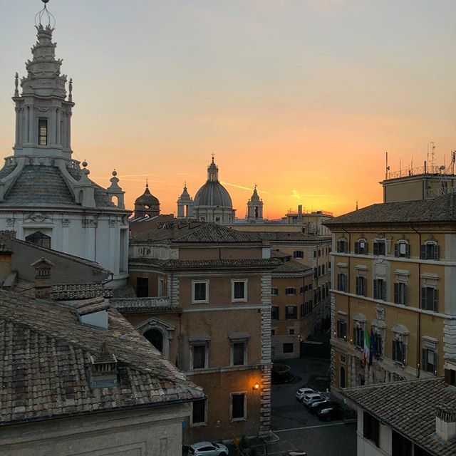 accessitaly's tweet photo. New rooftop alert in Rome! Opened just a few weeks ago and already Access Italy approved! #youritalianconnection #accessitaly #luxurytourism #luxuryhotels https://t.co/nK1WI8eMFm