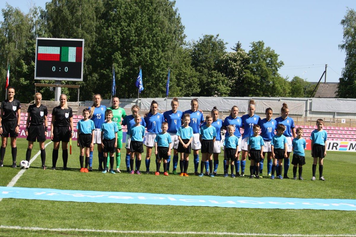 Azzurri_En's tweet photo. #WU17Euro 🇪🇺

🇮🇹 #Italy 0-0 #Poland 🇵🇱

The #Azzurrine today picked up their second draw in Group B at the #EuropeanChampionship, duly setting up a decisive fixture against #England on Tuesday! 

#VivoAzzurro #ItalyPoland https://t.co/sUyMOiwRqN