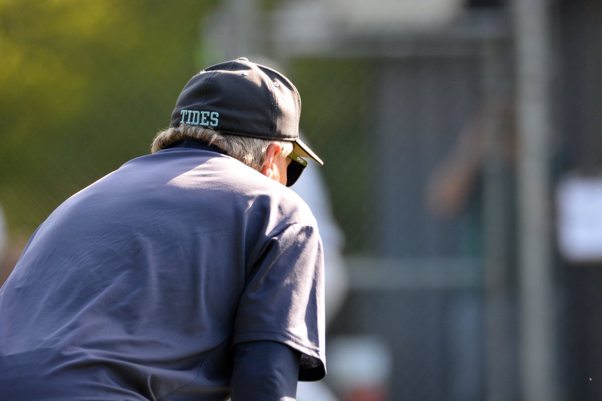 TidesGh's tweet photo. Come watch Gig Harbor take on Shelton today right across the bridge at Heidelberg at 1:00😈 Winner moves on to the District Championship⚾️ $5 Entry for students w/ ASB!! #rolltide https://t.co/M8dw4BPNnG