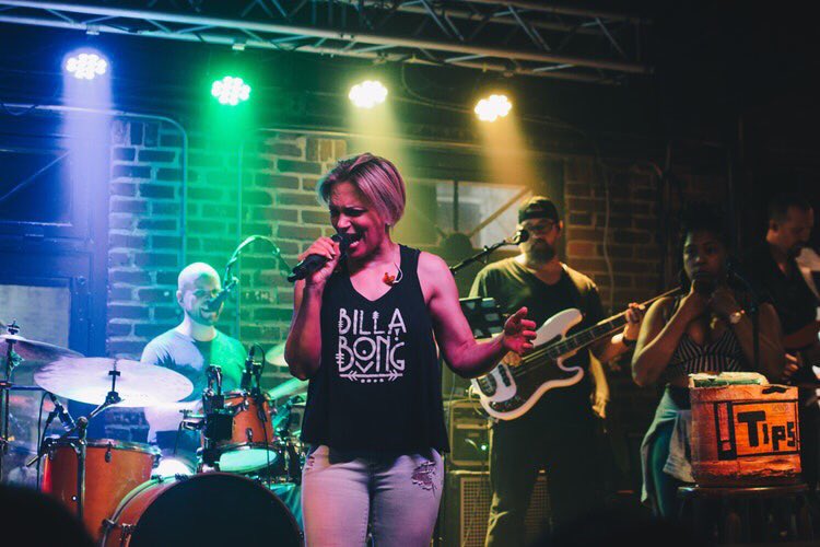 Gigappyofficial's tweet photo. Enjoy your gigs this weekend. Wherever you are in the world, use Gigappy to make your gigs easier and hassle free.
#music #gigs #livemusic https://t.co/LaNEwKlHPj