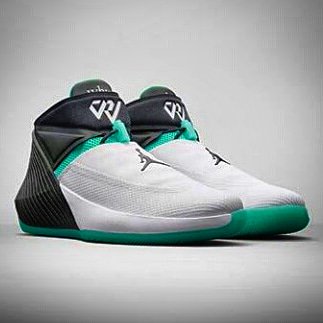 MsTanikaNikki's tweet photo. I'm no sneaker head...but these are dope! #ShoePorn @Nike #SneakerHead @TheSource @HipHopDX #ShoeCandy #screenshotsaturday #ShoeGameSaturday https://t.co/IkYhlg5slr