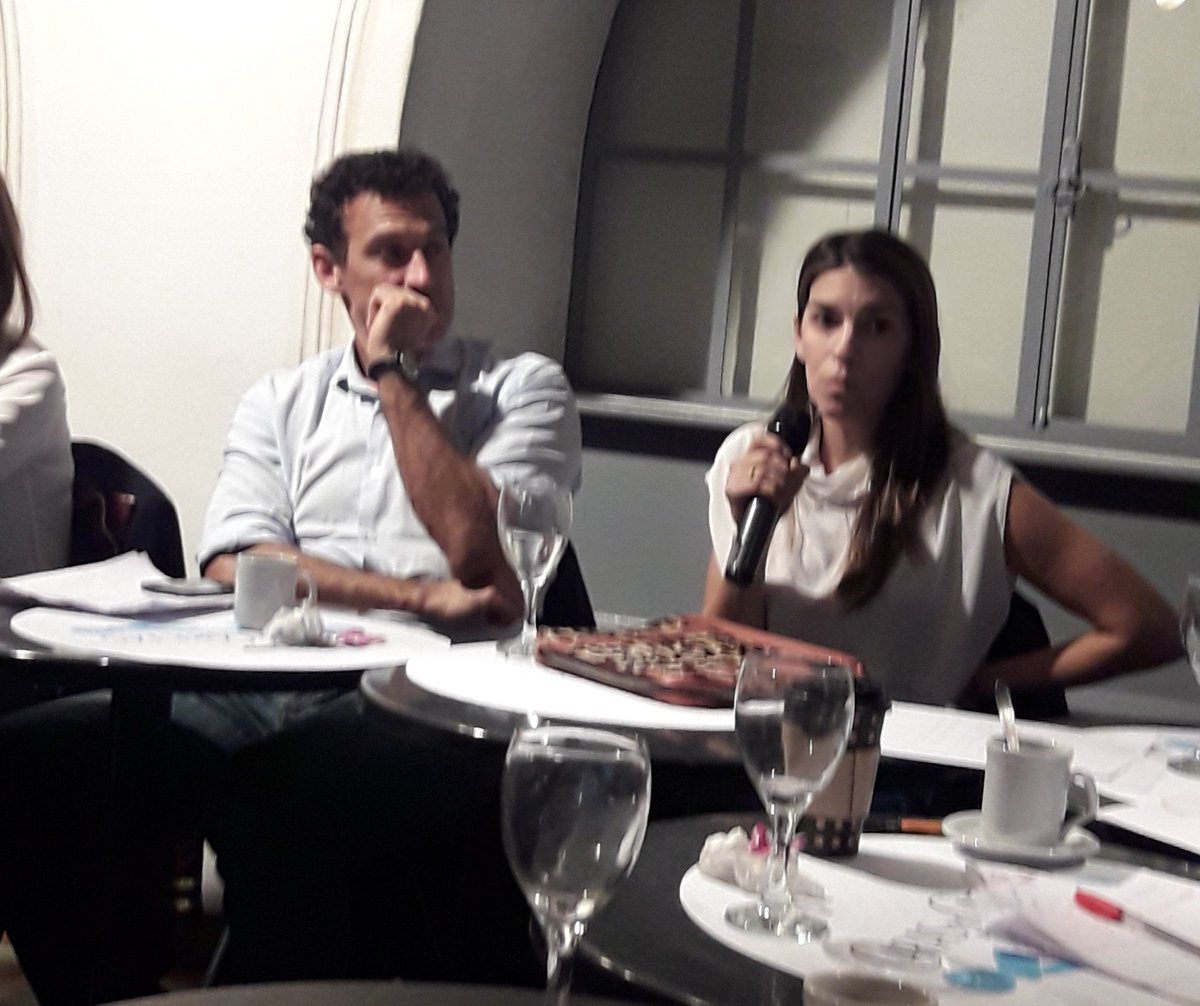 GrupoCallao's tweet photo. Encuentro #GrupoCallao "El gran desafio es ver como nos volvemos a reconfigurar como opción de poder con nuevos liderazgos politicos" Natalia Desio https://t.co/5VMGpyerfv