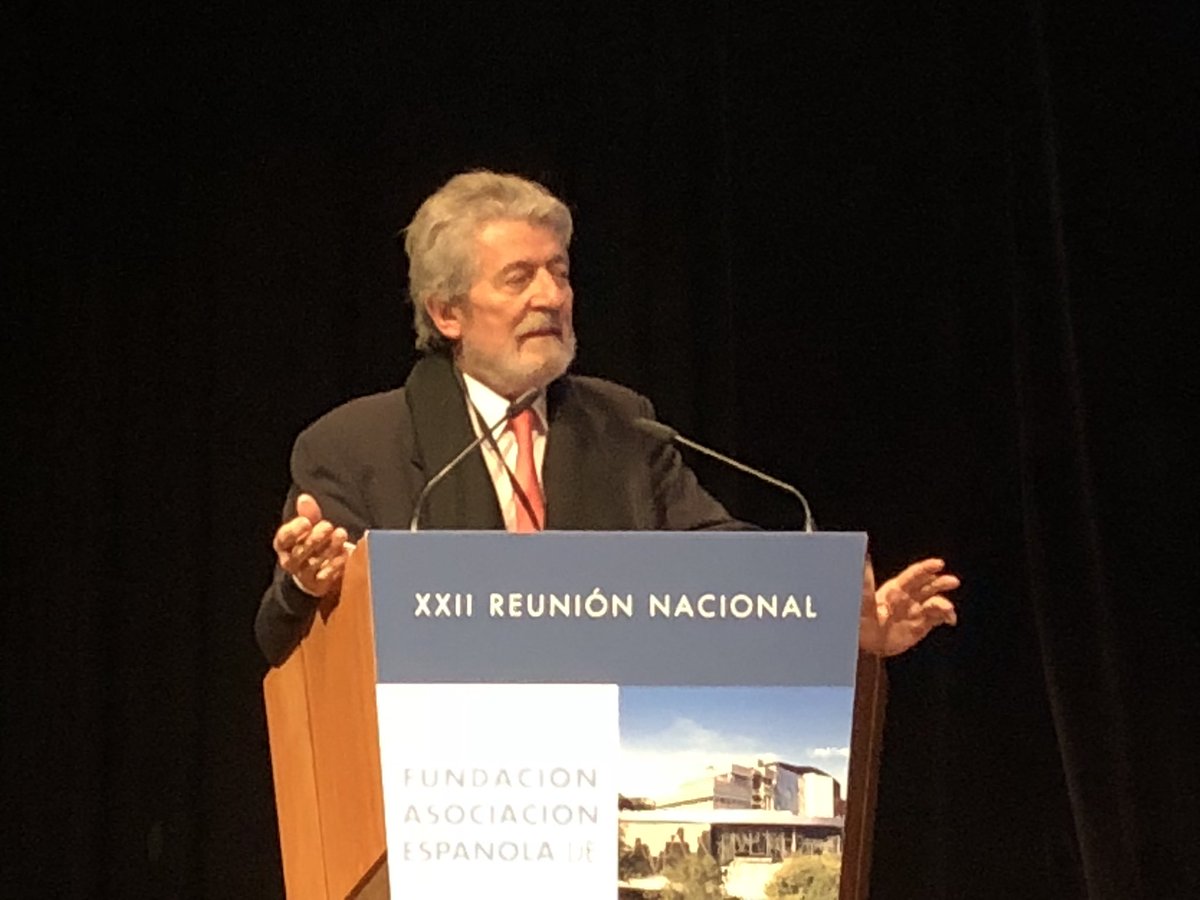 roigvila's tweet photo. Enhorabuena amigos por el nombramiento como Miembros de Honor de la AECP. Cuánto hemos aprendido de vosotros!!❤️ @jmdevesamugica #juan Martí Ragué @coloproctoaec @AECP_FAECP https://t.co/UKJNahVCoQ