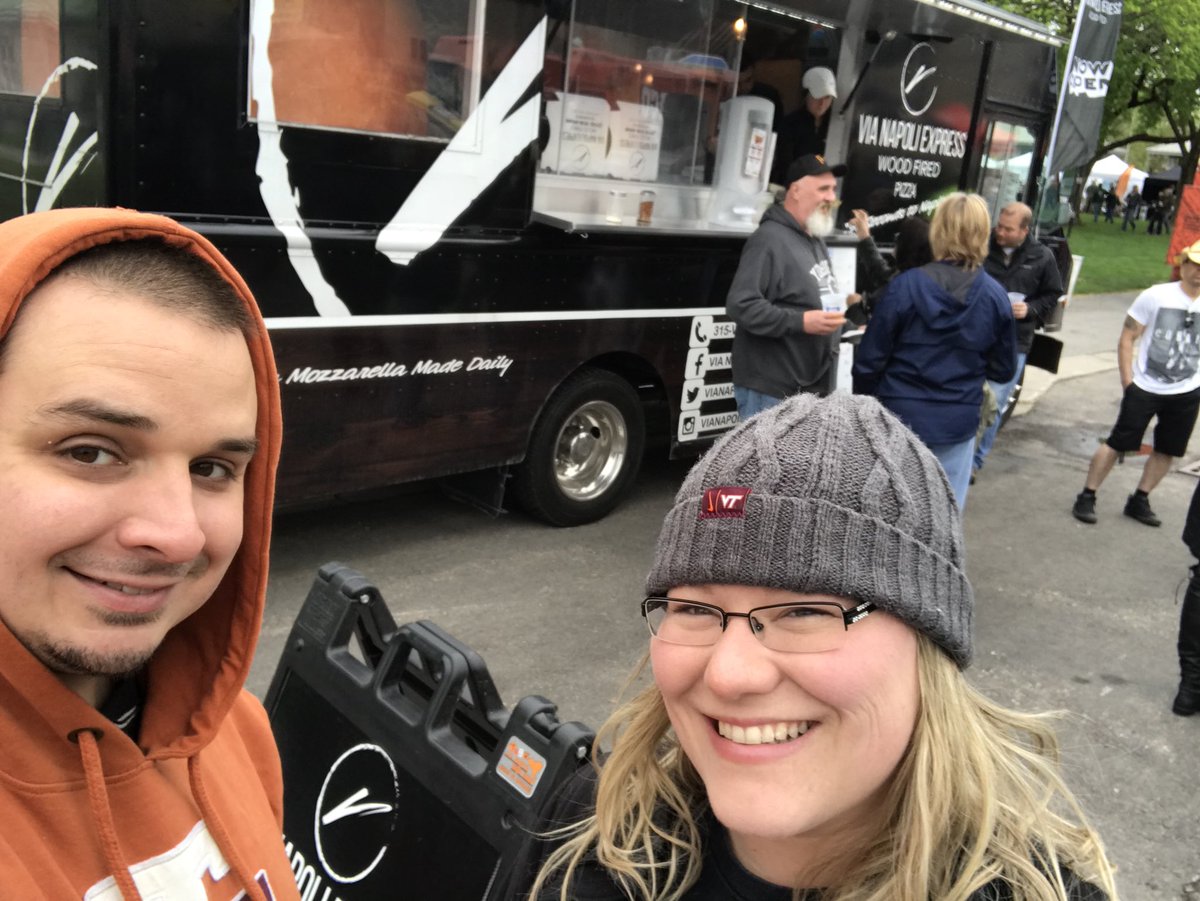 BTaoeVT's tweet photo. #ftfsyracuse #foodtruck #syracuseny https://t.co/3iKLtEyUQe