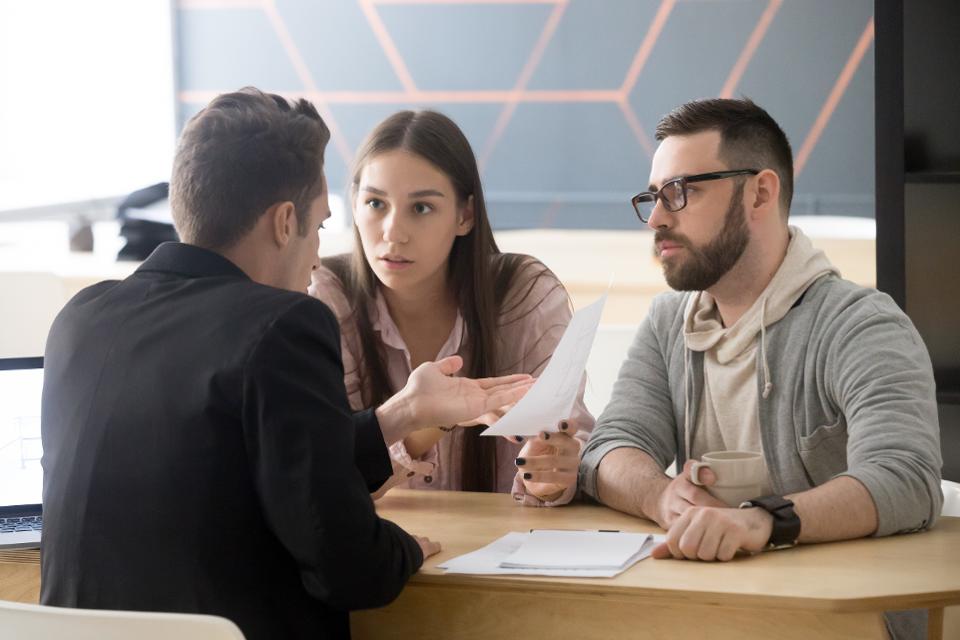 ForbesAdvisor's tweet photo. Before you make an investment, make sure you know the fees that will eat away at yor investment performance
https://t.co/tVFWdgLQv9 https://t.co/VsYFZqZQxq