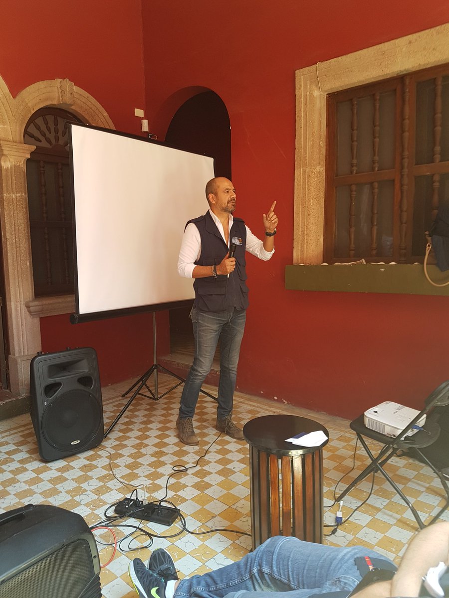 LeonShapers's tweet photo. Bienvenido David Granados experto en comercio internacional, innovación, federalismo, historia, periodismo y turismo.  Rescate Histórico de México #ShapingMx18 #GlobalShapers 🇲🇽😄 https://t.co/5yx7tCWLH6