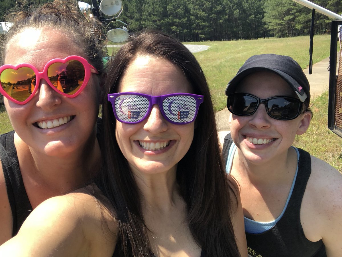 EndicottSpot's tweet photo. Relay up and running! Come and see us at Webb Bridge Middle School in Alpharetta! Now and until 11 pm! 🎉❤️ #RaisingMoneyForACure #BeatCancer @DolvinES rocks! https://t.co/2nDIibAobJ