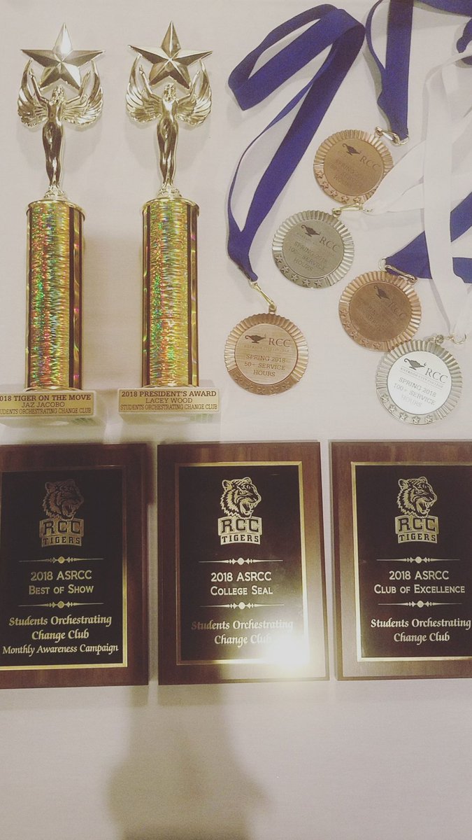 SOCClubRCC's tweet photo. We had a blast at the @ASRCC awards banquet last night! 🏅🏆🎉 https://t.co/ecRUNjQCeJ