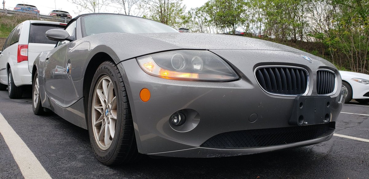 Darren Cartwright On Twitter Anyone In The Market For An 05 Bmw Z4 With 85 000 Miles It S Not Quite The Z3 James Bond Drove But Close