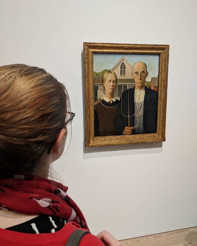 RALeidner's tweet image. Celia looking at stuff. ift.tt/2KSxwot