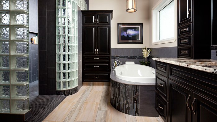 WoodmasterCab's tweet photo. Bathrooms can have so many Options. Come in and talk to our Designers!! 

https://t.co/BNhu43iCDo https://t.co/GkSlF0dvrV