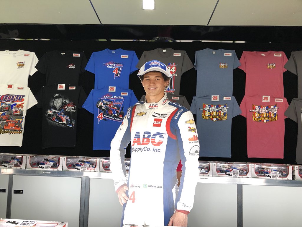 AJFoytRacing's tweet photo. #FlatMatt took a trip to check out our merchandise trailer @IMS and you should too! (Esp if you need a last minute gift for Mom 😉) Located trackside behind the Pagoda in the Fan Zone. Grab some swag!
#INDYCAR | #INDYCARGP | #ThisIsMay | #ThisIsMatt https://t.co/arqt1niskZ