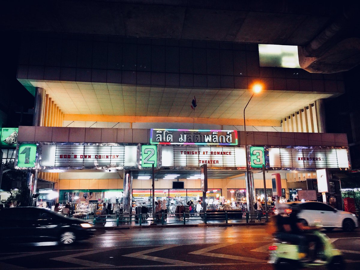 naykung's tweet photo. #Lido #apexlido #TonightAtRomanceTheater #bangkok #thailand #kornthuch #StanaloneTheater #theater #siam #singleAway @romance_gekijo https://t.co/pnACOgiqkt