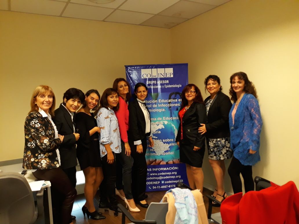 codeinepCDI's tweet photo. El 11 de mayo se realizó el acto de entrega de certificados de los alumnos del curso Formación en #Epidemiología y Control de #Infecciones - Corte 2016.
¡Felicitaciones nuevamente a los egresados!
#curso #CODEINEP #salud #prevención #formación https://t.co/g0sSwZCAIk