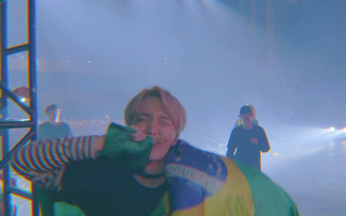 flowerokxssquad's tweet photo. ☀ 『συr sτυƒƒ』☀      
               
                                        [@BTS_twt] https://t.co/jkmFTpJZCS