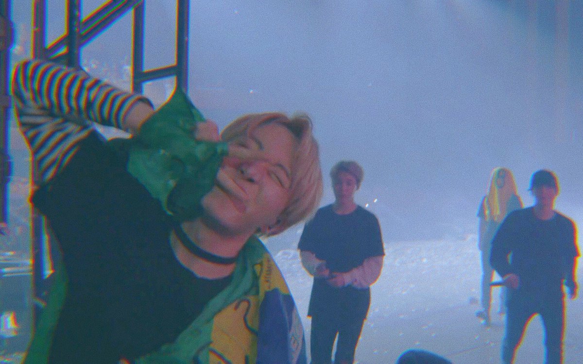 flowerokxssquad's tweet photo. ☀ 『συr sτυƒƒ』☀      
               
                                        [@BTS_twt] https://t.co/jkmFTpJZCS