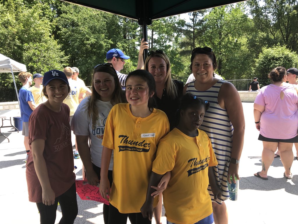 Great day for <a href="/MLoftheTriangle/">Miracle League Tri</a> to cheer on our Crocs !! @AlyssaBurdeau <a href="/klhannis/">Kimberly Hannis</a> <a href="/jessica_kronen/">Jessica Kronen</a> <a href="/SycamoreCreekES/">Sycamore Creek ES</a> 🐊🐊🐊