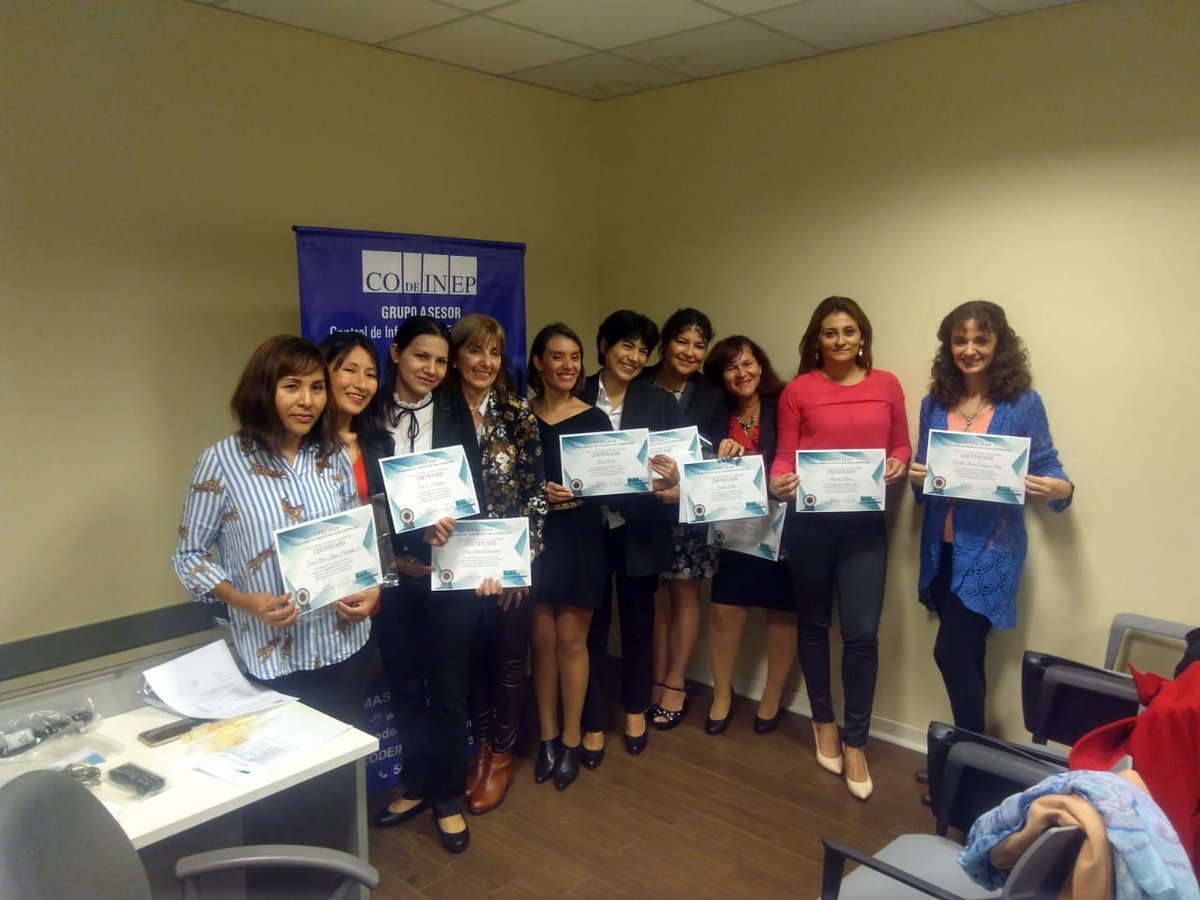 codeinepCDI's tweet photo. El 11 de mayo se realizó el acto de entrega de certificados de los alumnos del curso Formación en #Epidemiología y Control de #Infecciones - Corte 2016.
¡Felicitaciones nuevamente a los egresados!
#curso #CODEINEP #salud #prevención #formación https://t.co/g0sSwZCAIk