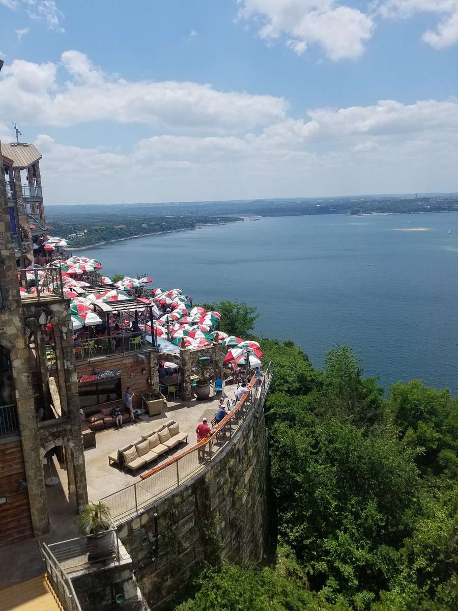 NNyria's tweet photo. After a week of intense #salesforce training, we are off #exploringaustin @blusurf79 https://t.co/BHFYMnVMZI