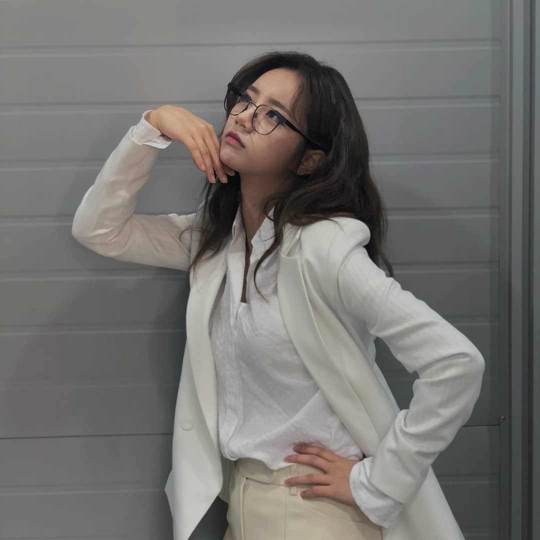 girlgroupspics's tweet photo. girl's day ; hyeri https://t.co/D4vlDQRg9l