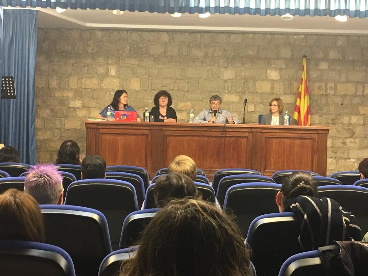 theatrumeducare's tweet photo. ll Jornada de Pedagogia Sistèmica a Terres de l’Ebre.
Avui a Amposta he tingut el plaer de compartir xerrada de COS-CIÈNCIA i taller de KATHARSI EMOCIONAL amb el grup de treball de Pedagogia Sistèmica del Montsià.
#JOCOACHING SISTÈMIC https://t.co/UhaaDMUs7j