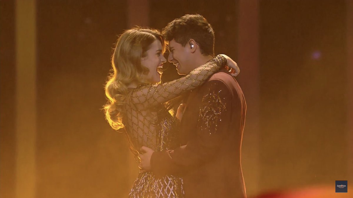 monicacorleone_'s tweet photo. Que guapos iban y que bonitos son por favor 😭 #Eurovision https://t.co/eaiNFsamiF