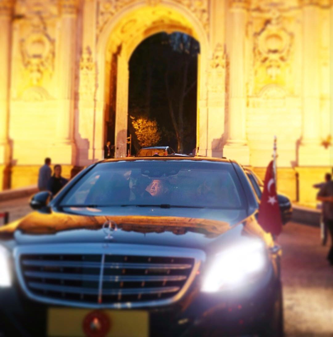 Ebubekirozudogr's tweet photo. KOCA YÜREKLİ İNSAN BIRAK TÜRKİYEMİZİN YÜKÜNÜ ÜMMETİN YÜKÜNÜ TAŞIYORSUN. BU YÜKE ORTAK OLMAK IÇIN #DEVAMMMMM https://t.co/up7rE2ZtJW
