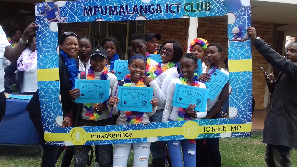 musakeninda's tweet photo. Sleep no more DigiGirlz, you are owned on the right to the future #dbecentres #Scratch #hourofcode #DigiGirlz https://t.co/n3VIPt79qG