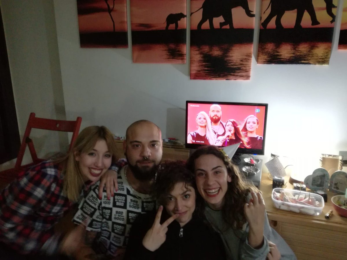 israkey23's tweet photo. #finaleurovisión #srb Somos Serbia #spaon https://t.co/lnS4zScKLX