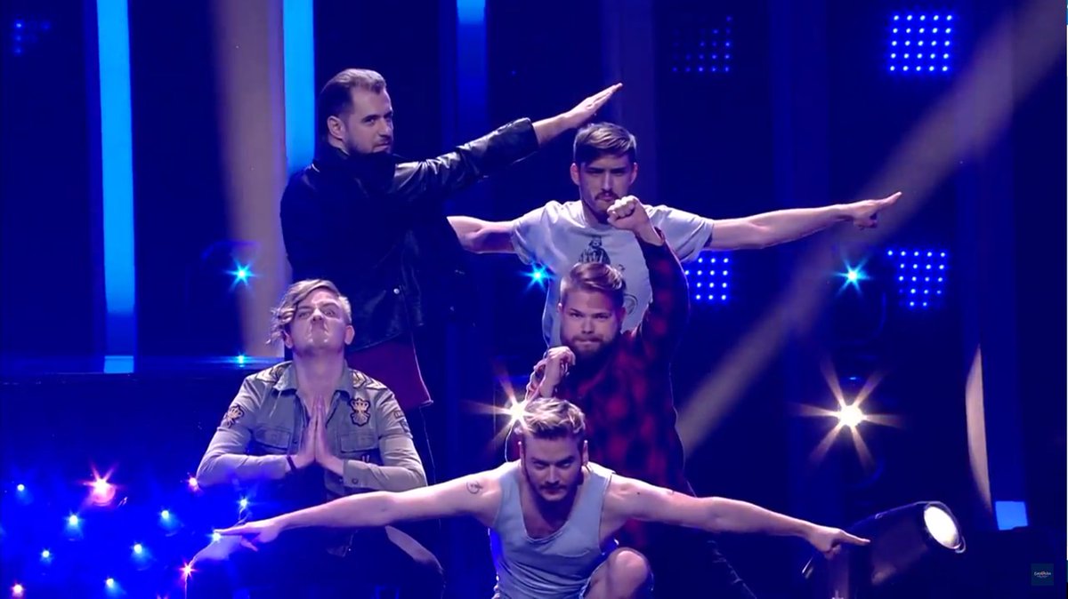 TaniLPA's tweet photo. SABÍA QUE ME SONABA DE ALGO. #Eurovision https://t.co/ayTfAZfiCY
