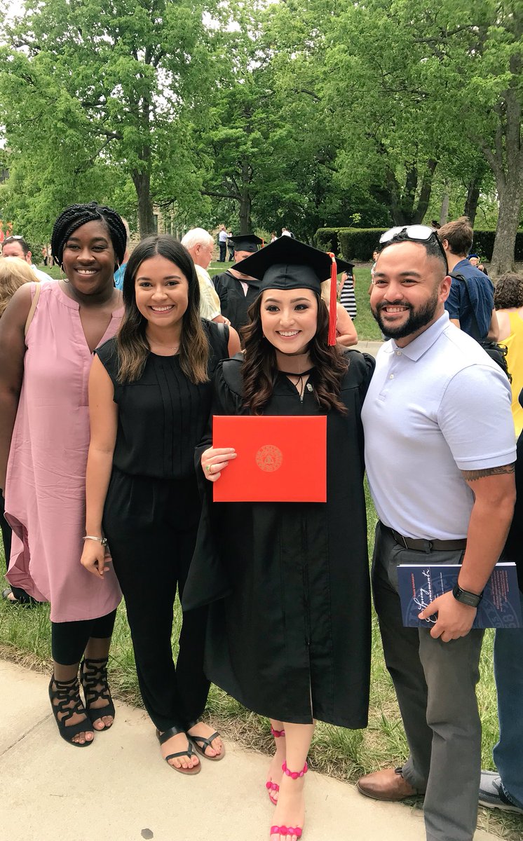 Awista_Target's tweet photo. When your Target squad (plus @JonPamintuan) shows up to support you at graduation! #MBA #TargetSquad #PinkHeels @Le_Anna3 @jasieeubanks https://t.co/W5FBAatePv