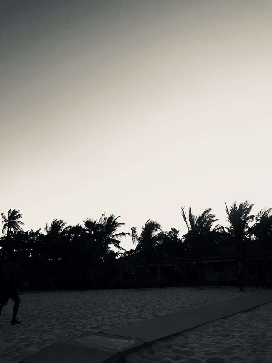 dorivvldo's tweet photo. Ilha do Mussulo, Luanda https://t.co/zk6oLIFpOF