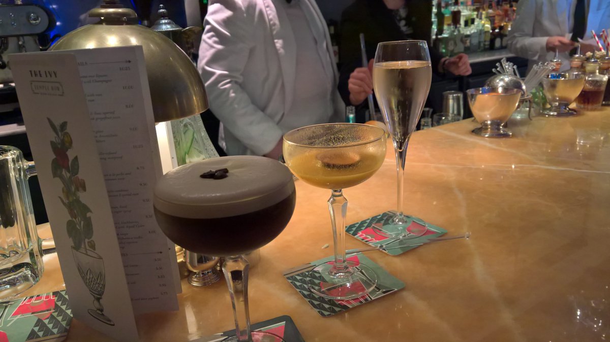judrap's tweet photo. Not eating til 10pm, will we make it??@IvyBirmingham @TotallyFECT 
#cocktails #brum #living https://t.co/7MQ73jgPcX