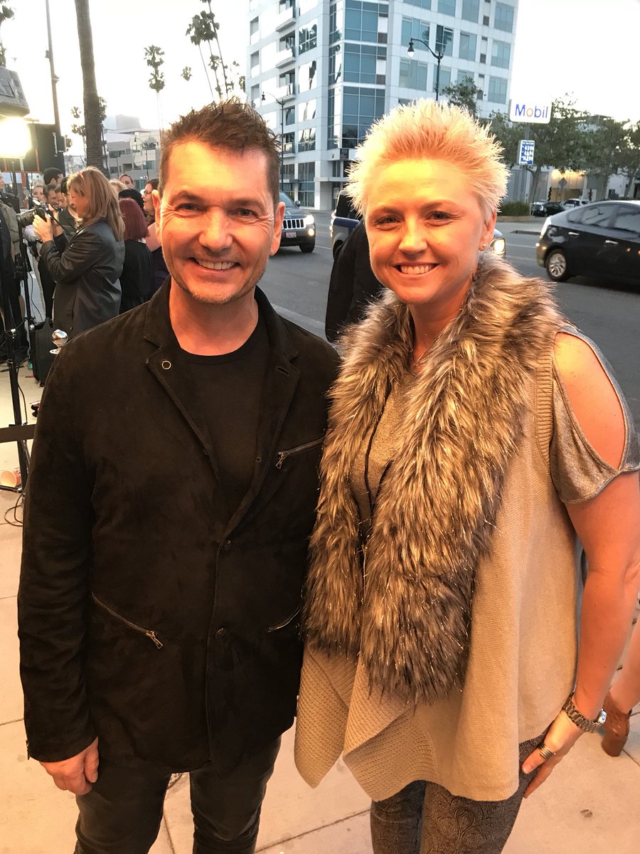 faneal_godbold's tweet photo. With the AMAZING @TJScottPictures ✨ I’m a huge fan of his work and such an honor to meet him
*
#standupforstunts #artemisgala #womenkickass #redcarpet #hollywood #xena #lafemmenikita #gotham #actorslife #losangeles #celebritystyle #tjscott #fanealgodbold
📸 @BrianSikoff https://t.co/DbWldbXgp1