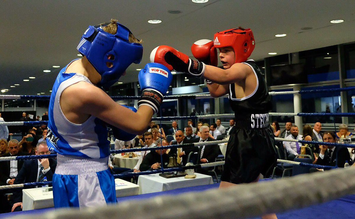NWN_Sport's tweet photo. 📸 Harvey Stevens of Thames Valley (red) wins his contest against Blake Pierce! #Newbury #ThamesValleyABC #Boxing https://t.co/raDOWh5i5h