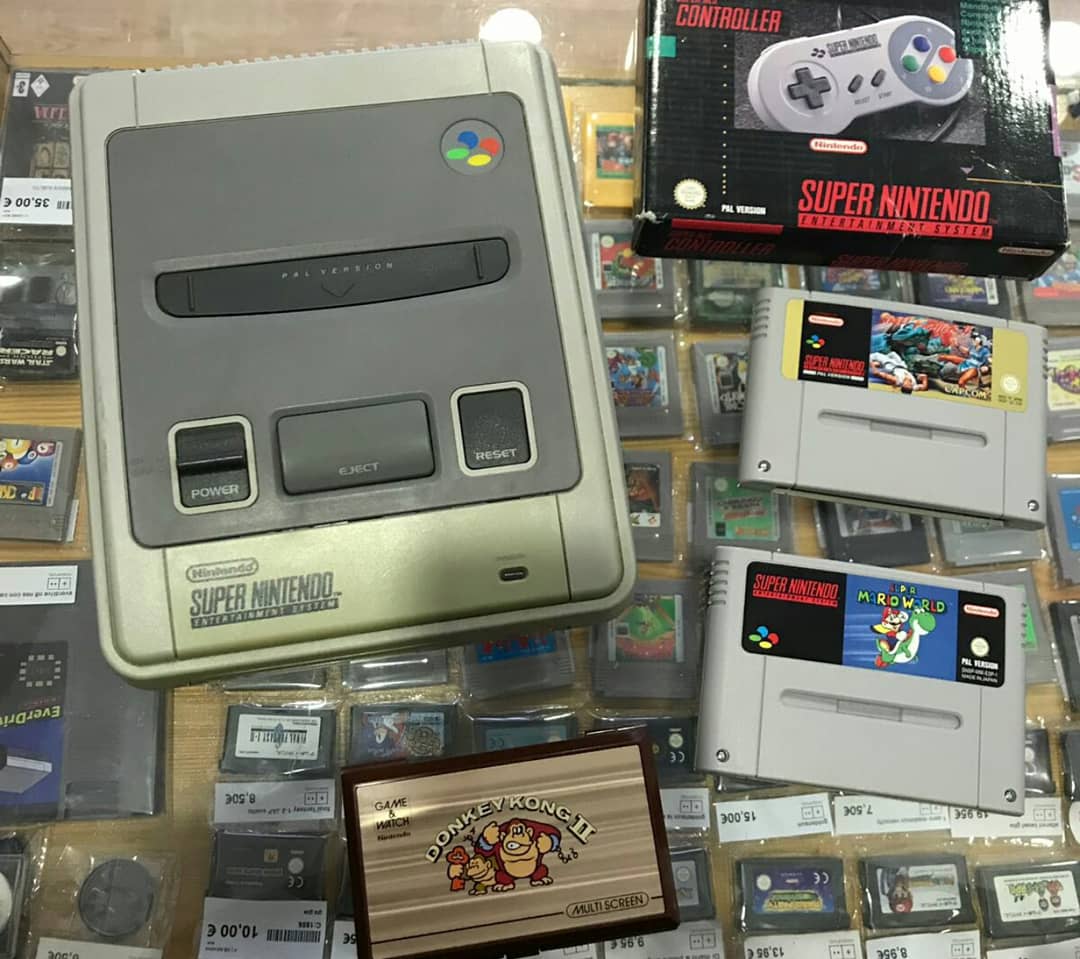 pixel_mundo's tweet image. Hemos recibido un pequeño lote para terminar bien la semana... #mastersystem1 #sega #8bits con juegos y #SuperNintendo #nintendo #16bits #elcerebrodelabestia y con juegos 😍😍😍 #finalfight #superpang #supermariokart #DonkeyKongCountry
 #retrogaminglife #retrogaming #mundopixel